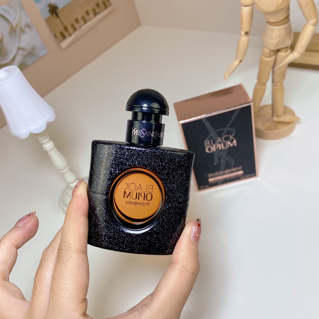 Saint Laurent perfume